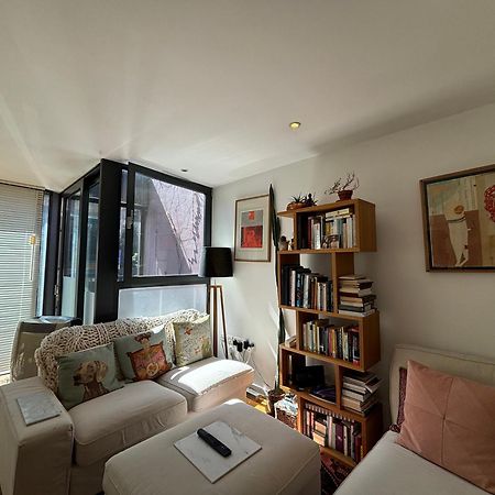 Artistic 1Bd Flat In The Heart Of Hackney Apartment London Bagian luar foto